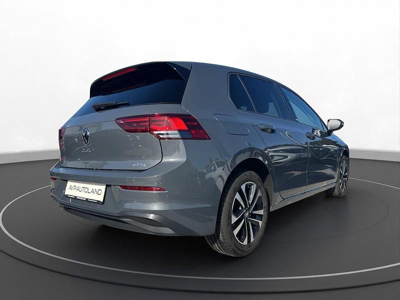 Second-hand VW Golf VIII United 150 CP (110 kW) 2021 Gri Hatchback