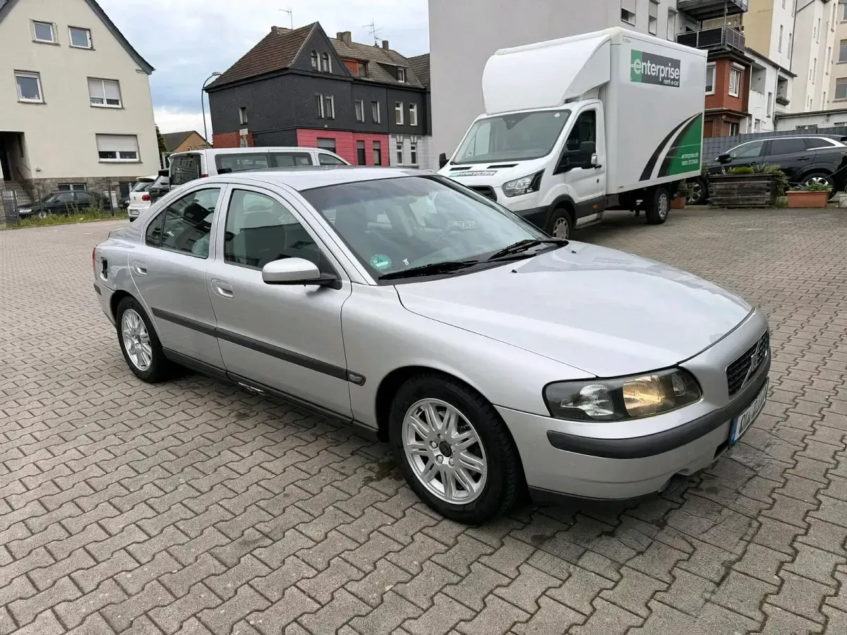 Gebraucht Volvo S60 170 PS (125 kW) 2004 Silber Limousine