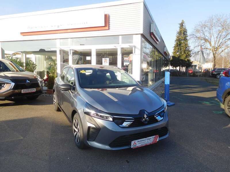 Achatgrau (metallic) Gebraucht 2024 Mitsubishi Colt Basis Kleinwagen | 15.490 € (Superpreis) - Bild 1/4