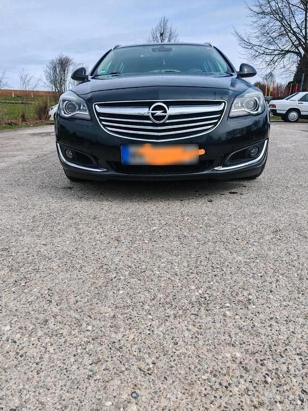 Gebraucht Opel Insignia 163 PS (119 kW) 2014 Schwarz Kombi