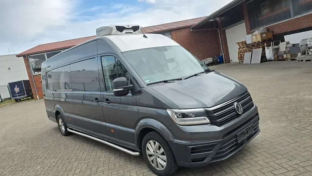 Gebraucht VW Crafter 177 PS (130 kW) 2019 Grau Van