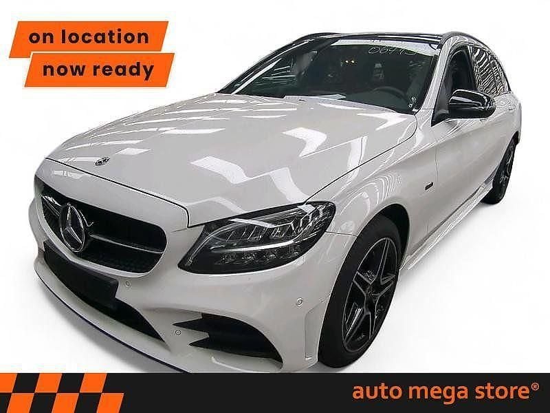 Polar white Gebraucht 2021 Mercedes C300e AMG Kombi | 23.699 € (Superpreis) - Bild 1/4