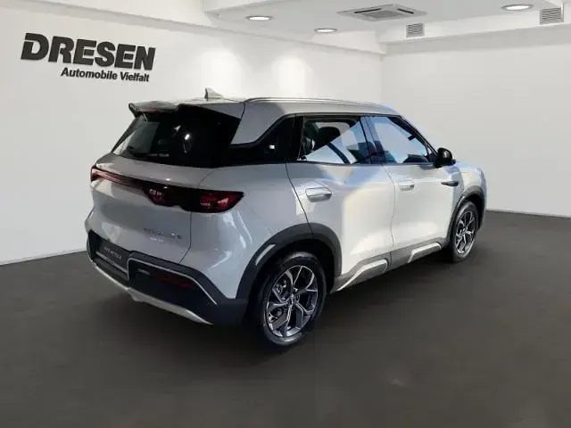 Uusi BYD Atto 2 Active 130 kW (177 HP) 2026 Valkoinen Katumaasturi