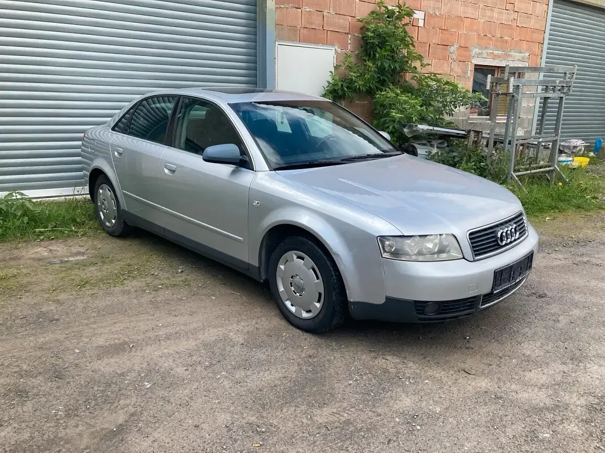 Occasion Audi A4 131 ch (96 kW) 2001 Argent Berline