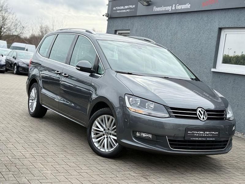 Gebraucht VW Sharan Cup 177 PS (130 kW) 2014 Grau Van / Kleinbus