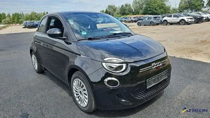 Gebraucht Fiat 500e Red 69 kW (95 PS) 2025 Schwarz Kleinwagen