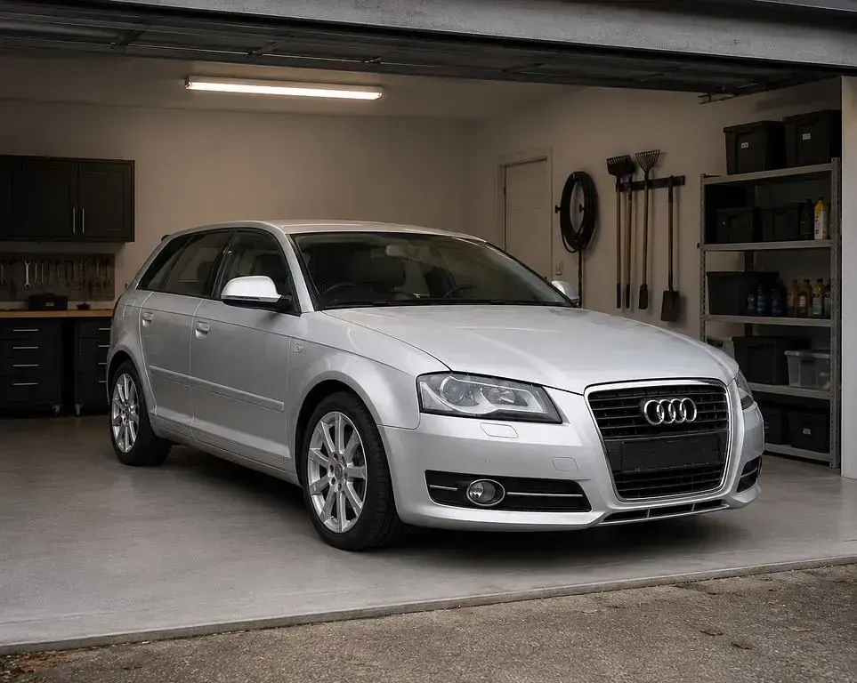 Gebraucht Audi A3 Ambition 140 PS (102 kW) 2012 Silber Kleinwagen