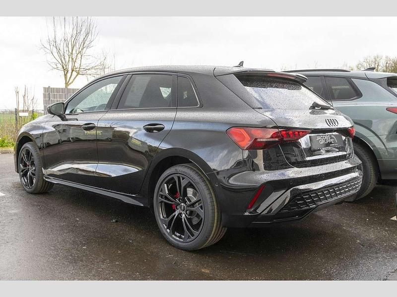 Neu Audi A3 S-Line 150 PS (110 kW) 2026 Schwarz Limousine