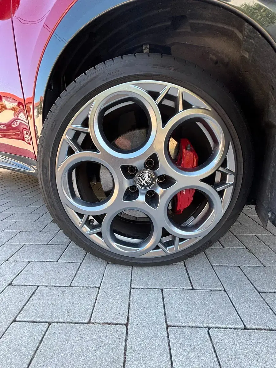 Gebraucht Alfa Romeo Tonale Veloce 130 PS (95 kW) 2022 Rot SUV