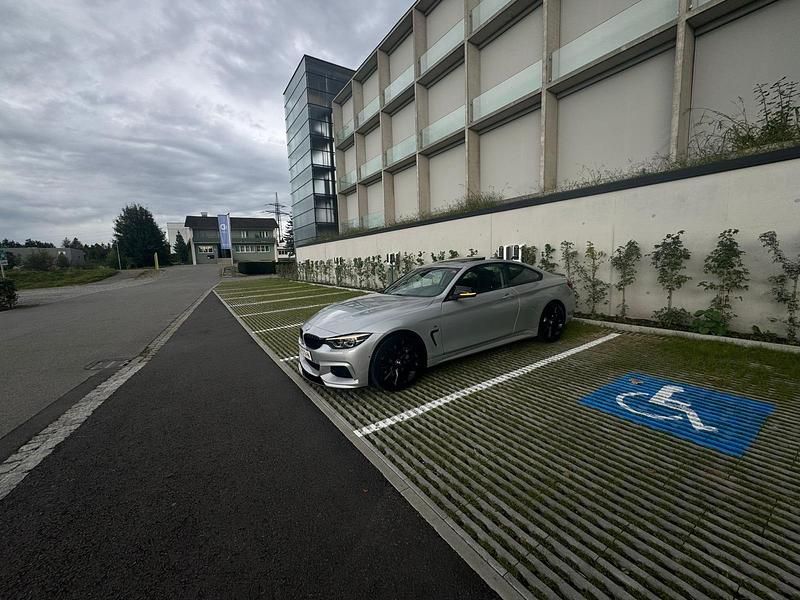 Silber Gebraucht 2014 BMW 435 M Sport Coupé | 18.990 € (Fairer Preis) - Bild 1/4