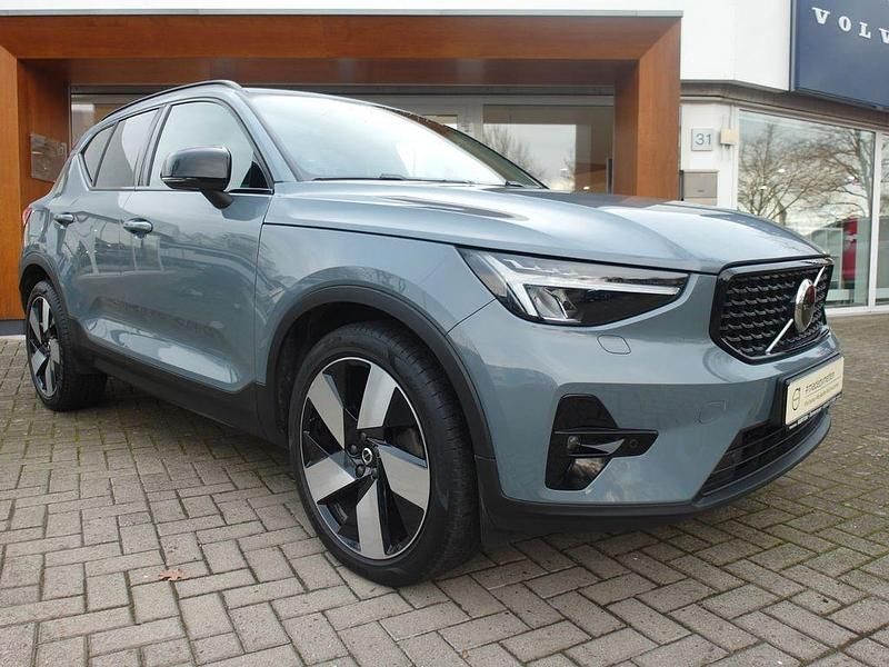 Gebraucht Volvo XC40 Ultimate 179 PS (131 kW) 2022 Grau SUV