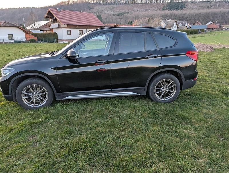Gebraucht BMW X1 150 PS (110 kW) 2018 Schwarz SUV