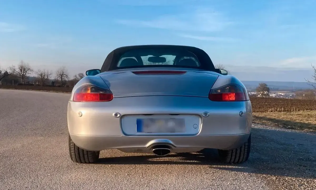 Gebraucht Porsche 986 Boxster 220 PS (161 kW) 2000 Silber Cabrio