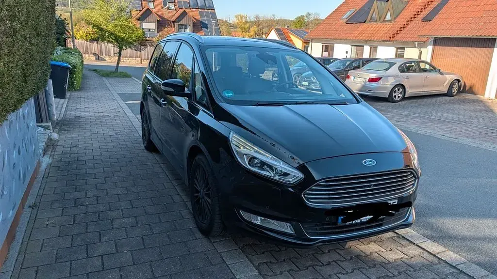 Gebraucht Ford Galaxy Titanium 179 PS (131 kW) 2016 Schwarz Van / Kleinbus