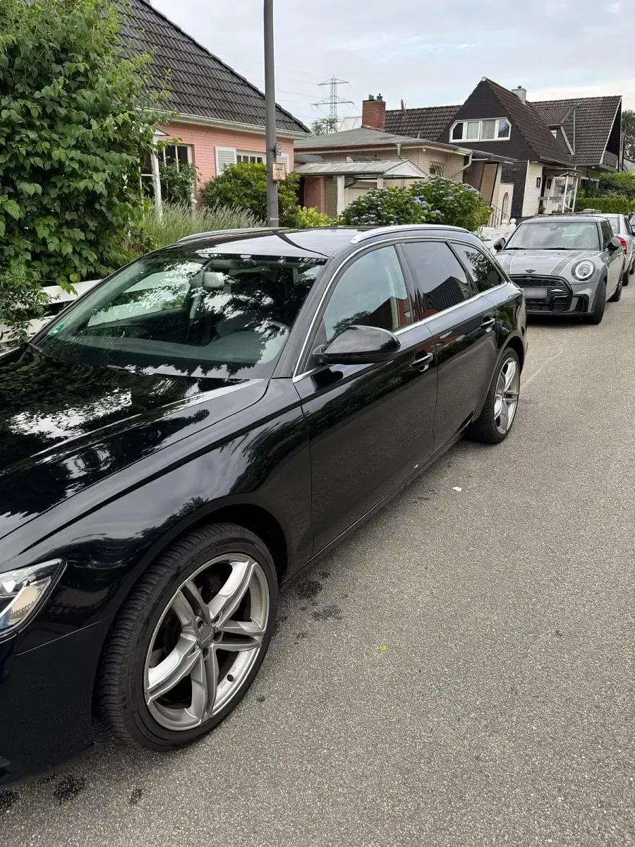 Gebraucht Audi A6 177 PS (130 kW) 2013 Schwarz Kombi