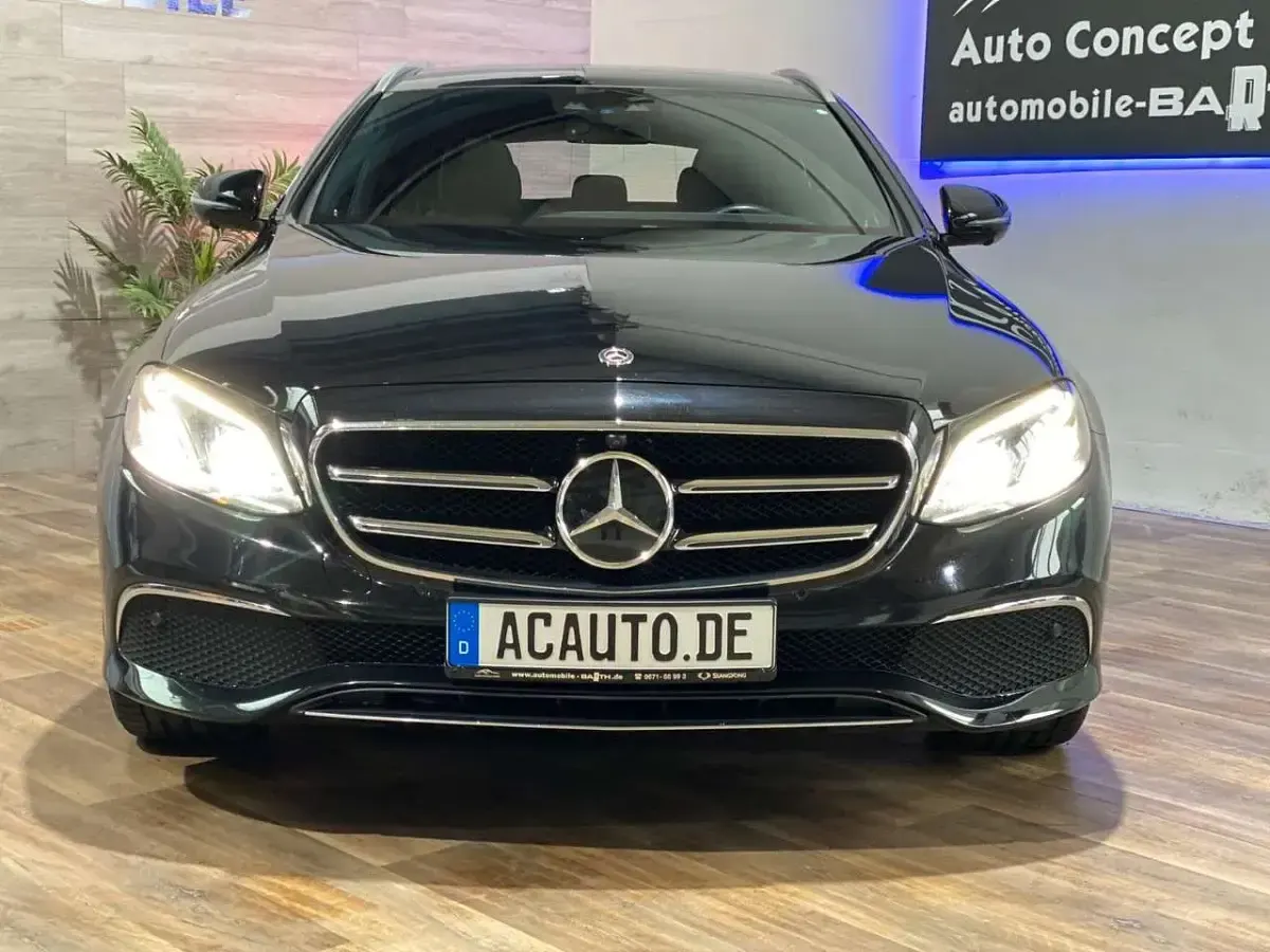 Gebraucht Mercedes E400 340 PS (250 kW) 2019 Schwarz Kombi
