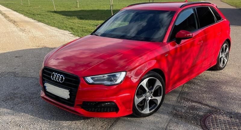Rot Gebraucht 2016 Audi A3 S-Line Limousine | 11.000 € (Superpreis) - Bild 1/4