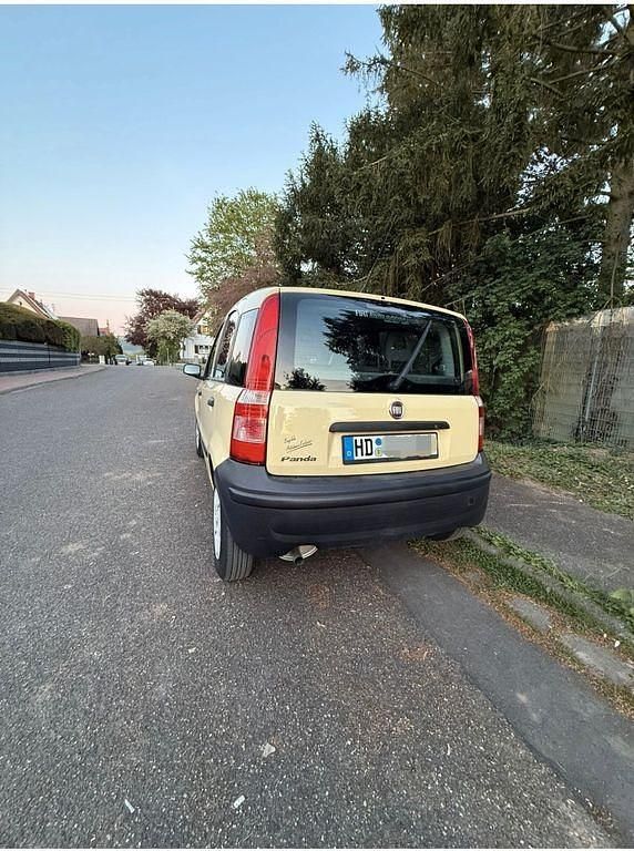 Gebraucht Fiat Panda Active 54 PS (39 kW) 2009 Gelb Kleinwagen