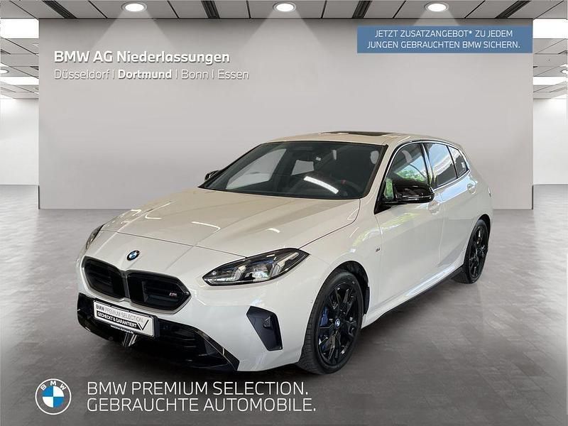 Weiß Gebraucht 2024 BMW M135 Shadowline Kleinwagen | 44.899 € (Teuer) - Bild 1/2