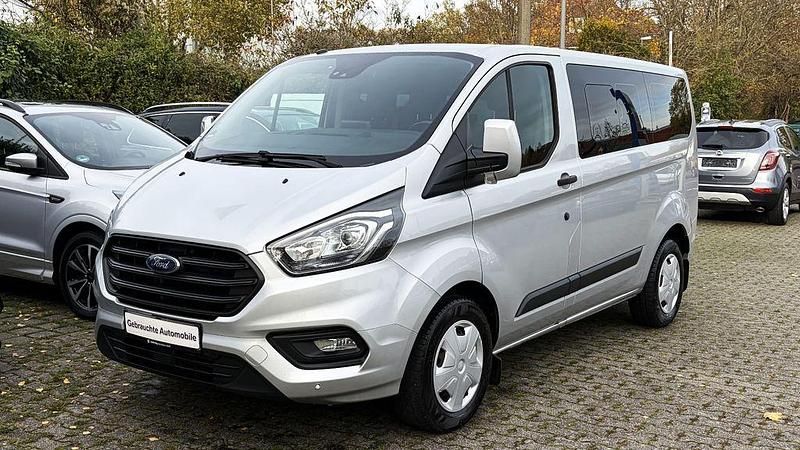 Gebraucht Ford Transit Trend 170 PS (125 kW) 2018 Silber Kombi