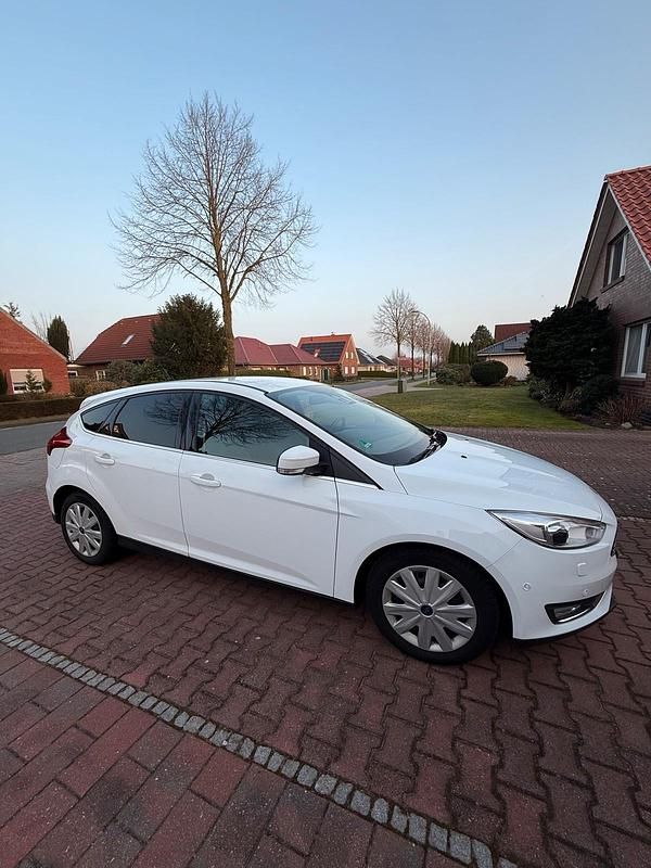 Usata Ford Focus 150 CV (110 kW) 2016 Bianco Berlina