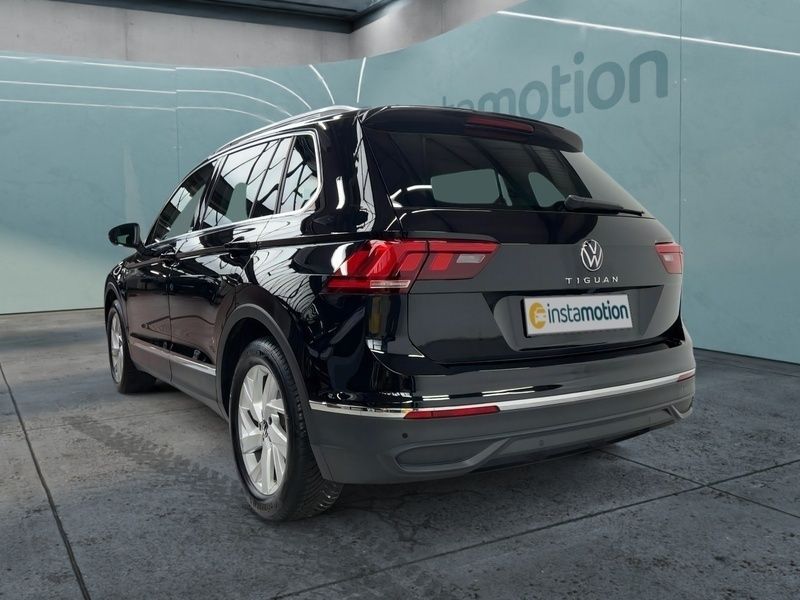 Gebraucht VW Tiguan Move 150 PS (110 kW) 2023 Schwarz SUV