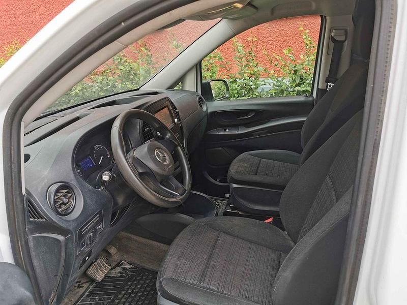 Gebraucht Mercedes e-Vito 69 kW (95 PS) 2019 Weiß Van / Kleinbus