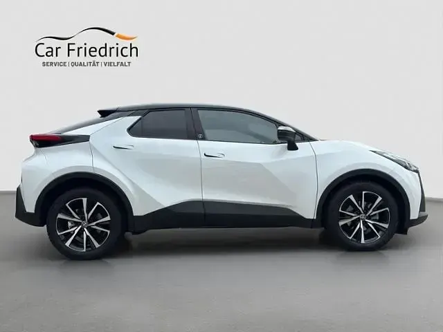Gebraucht Toyota C-HR Team 140 PS (102 kW) 2024 Weiß SUV