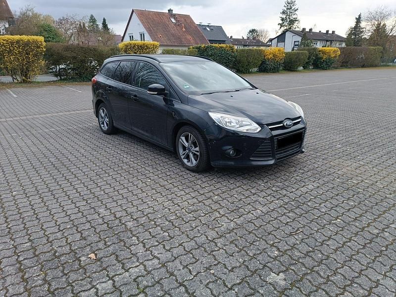 Gebraucht Ford Focus 163 PS (119 kW) 2013 Schwarz Kombi