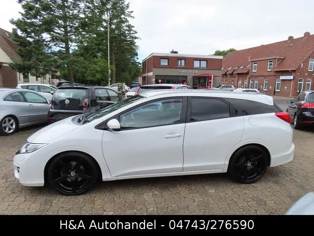 Gebraucht Honda Civic Lifestyle 120 PS (88 kW) 2016 Weiß Kombi