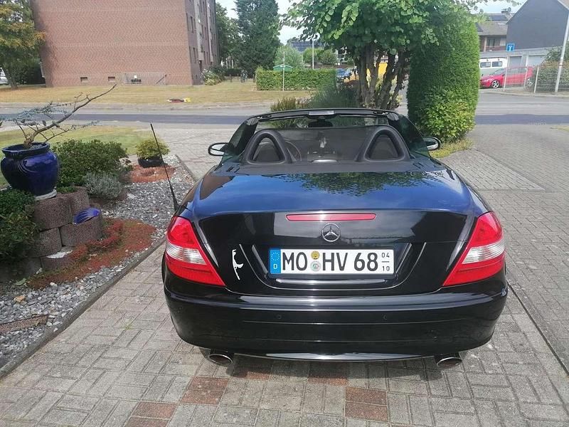 Gebraucht Mercedes SLK280 231 PS (169 kW) 2005 Schwarz Cabrio