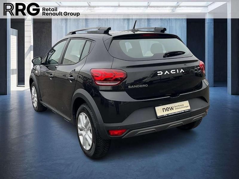 Gebraucht Dacia Sandero Essentiel 91 PS (66 kW) 2024 Perlmuttschwarz Limousine