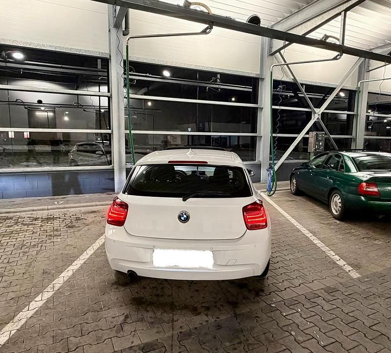 Gebraucht BMW 118 170 PS (125 kW) 2013 Weiß Kleinwagen