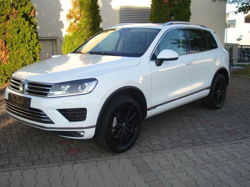 Pure white Gebraucht 2015 VW Touareg SUV | 15.900 € (Superpreis) - Bild 1/4