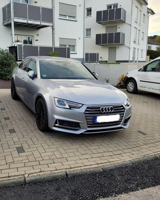 Gebraucht Audi A4 S-Line 245 PS (180 kW) 2019 Silber Limousine