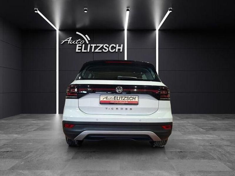 Gebraucht VW T-Cross Life 95 PS (69 kW) 2020 Pure white SUV