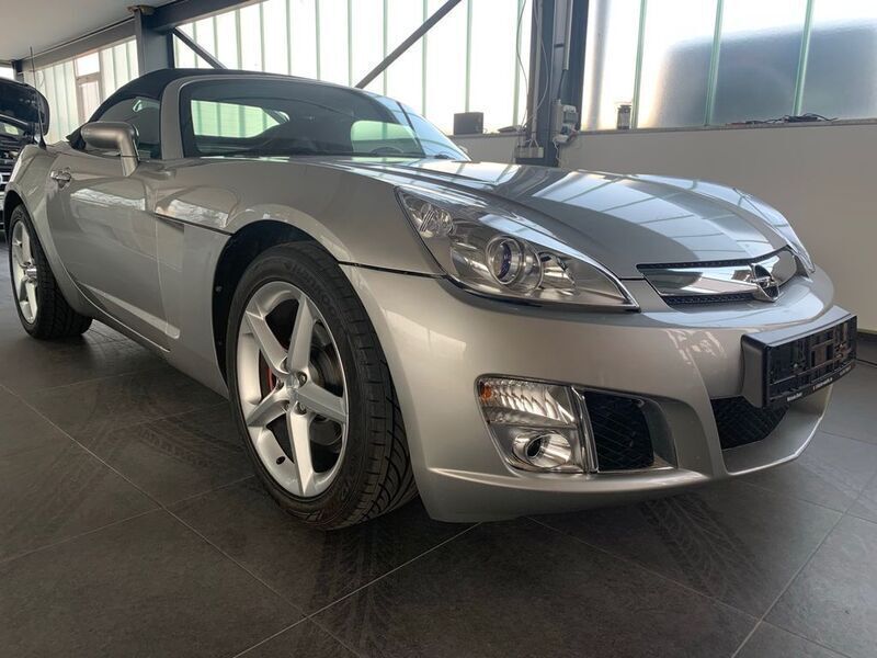 Gebraucht Opel GT 264 PS (194 kW) 2007 Silber Cabrio