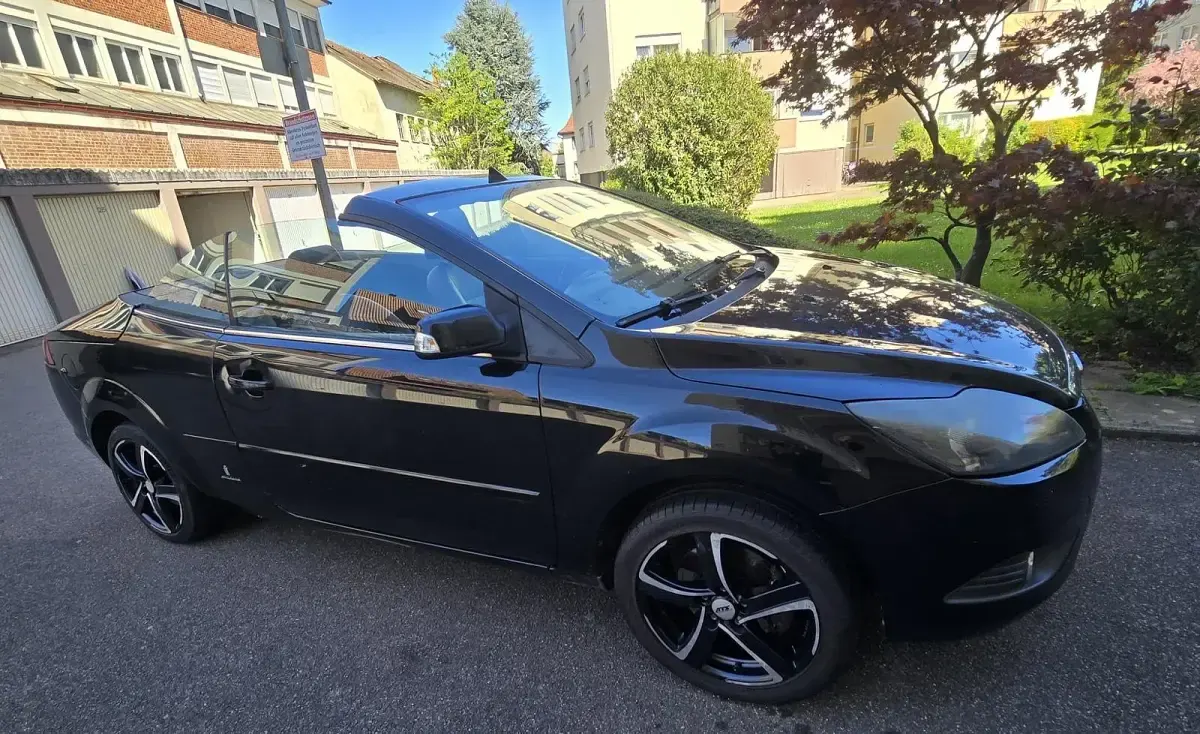 Gebraucht Ford Focus Cabriolet 136 PS (100 kW) 2009 Schwarz Cabrio