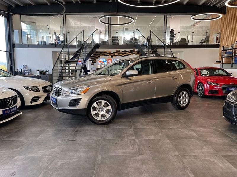 Beige Gebraucht 2011 Volvo XC60 Kinetic SUV | 12.990 € (Fairer Preis) - Bild 1/4