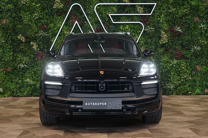 Gebraucht Porsche Macan GTS Chrono 441 PS (324 kW) 2022 Schwarz SUV