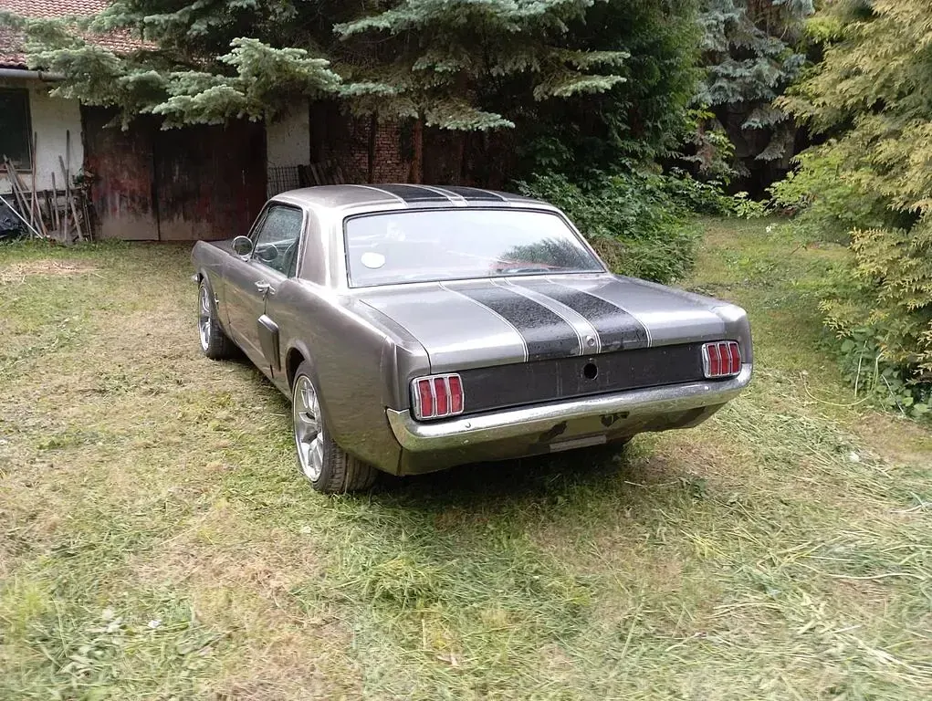 Gebraucht Ford V8 245 PS (180 kW) 1966 Schwarz