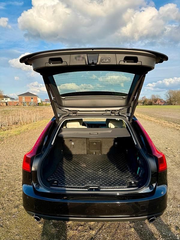 Gebraucht Volvo V90 250 PS (183 kW) 2019 Schwarz Kombi