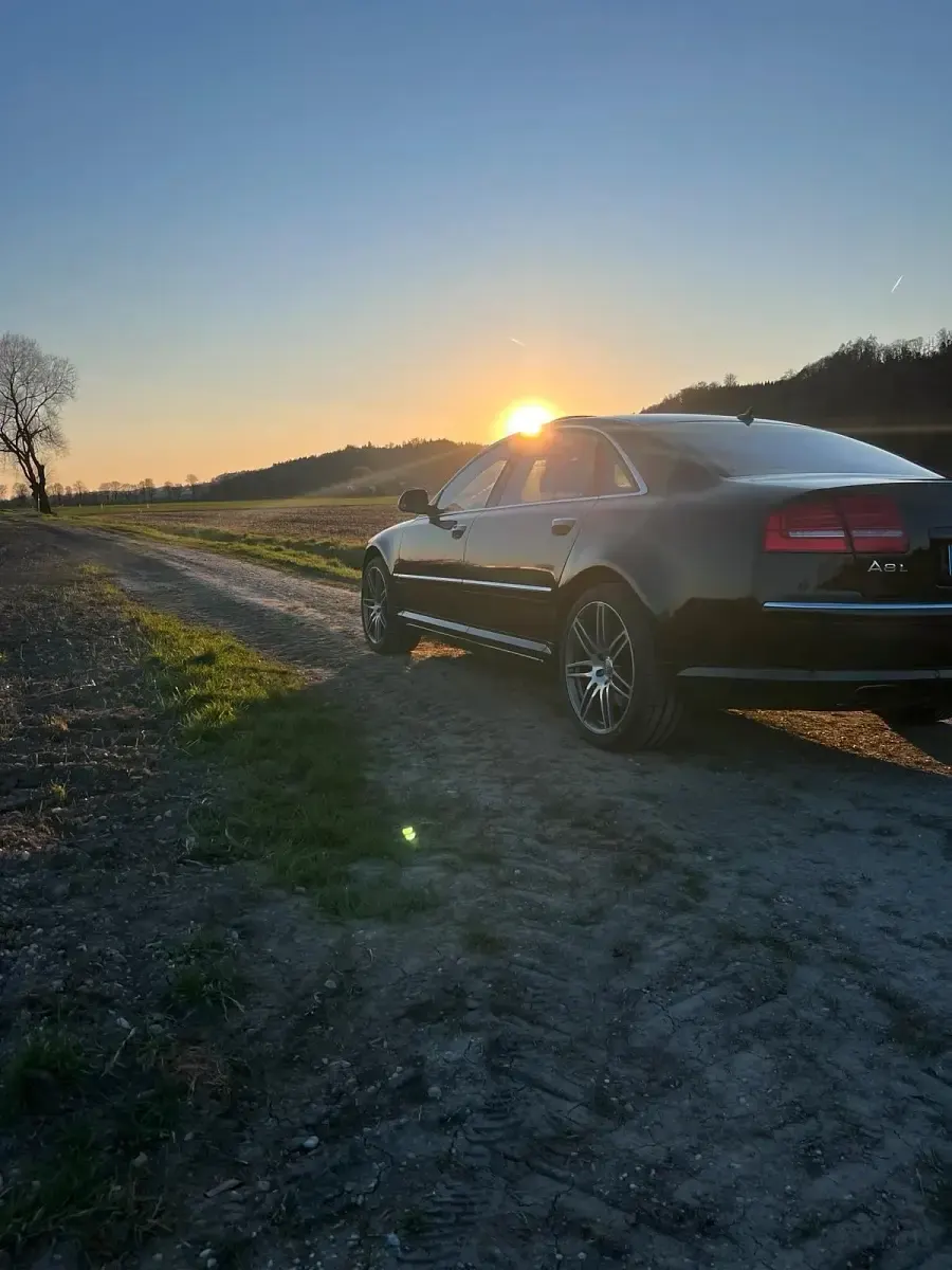 Gebraucht Audi A8L W12 450 PS (330 kW) 2009 Braun Limousine