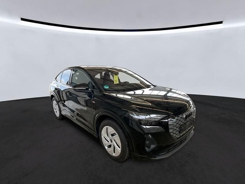 Gebraucht Audi Q4 Sportback e-tron S-Line 210 kW (286 PS) 2024 Mythosschwarz metallic SUV