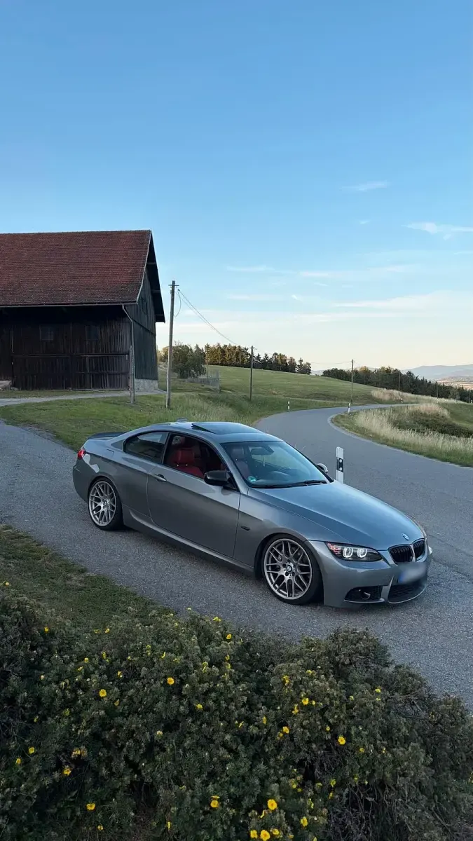 Gebraucht BMW 335 Performance 306 PS (225 kW) 2009 Grau Coupé