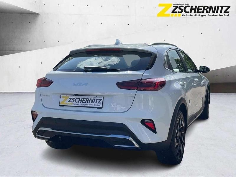 Second-hand Kia XCeed Vision 140 CP (102 kW) 2025 Alb SUV