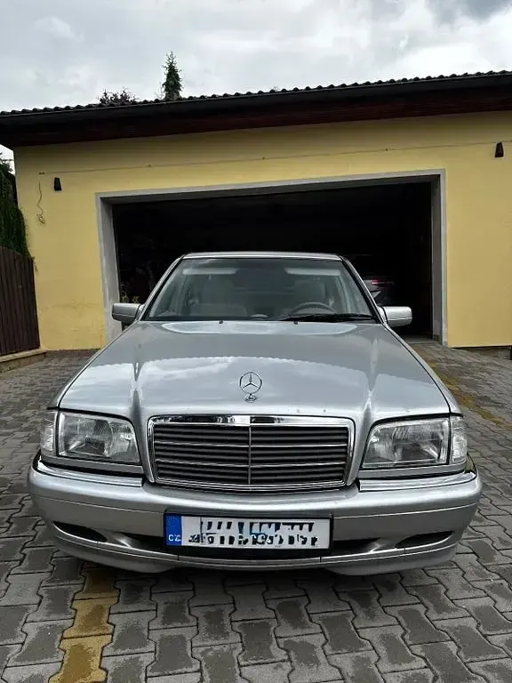 Gebraucht Mercedes C280 Elegance 197 PS (144 kW) 1997 Silber Limousine