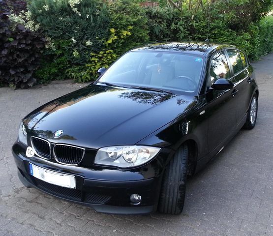 Gebraucht BMW 116 116 PS (85 kW) 2004 Schwarz metallic Kleinwagen