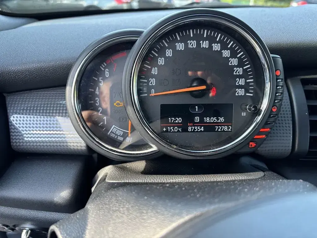 Gebraucht Mini Cooper Cabriolet 136 PS (100 kW) 2017 Grau Cabrio