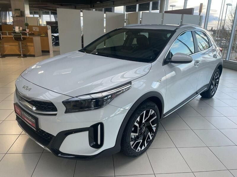 Carraraweiss Neu 2024 Kia XCeed Comfort SUV | 28.970 € (Fairer Preis) - Bild 1/4